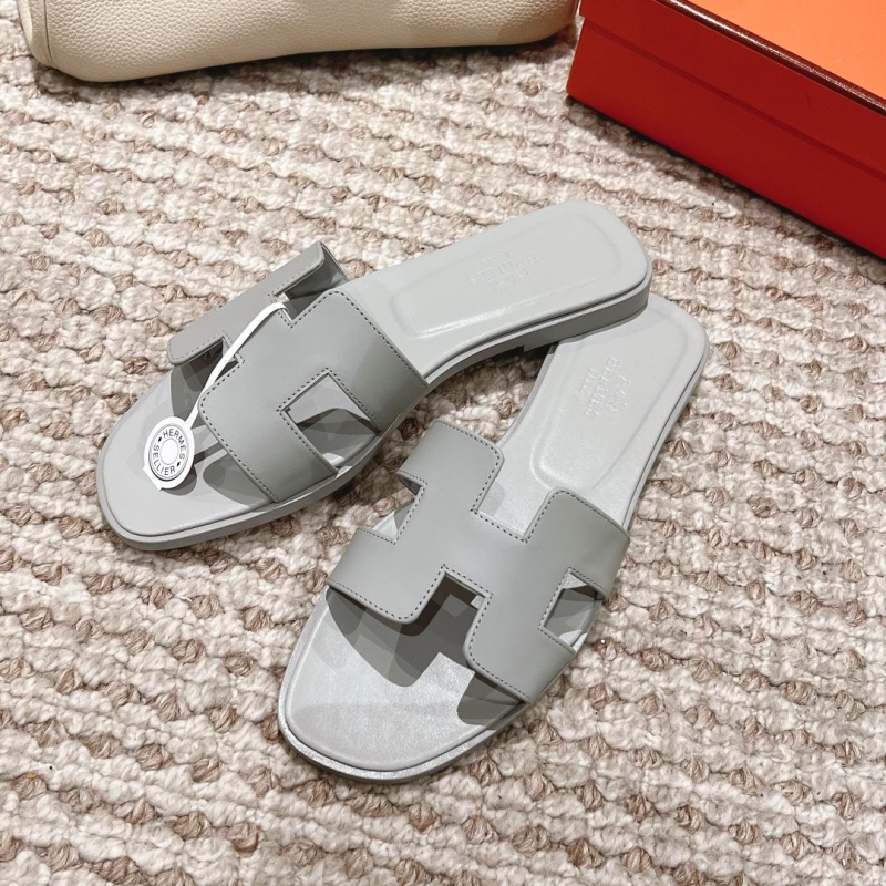 Hermes Slippers